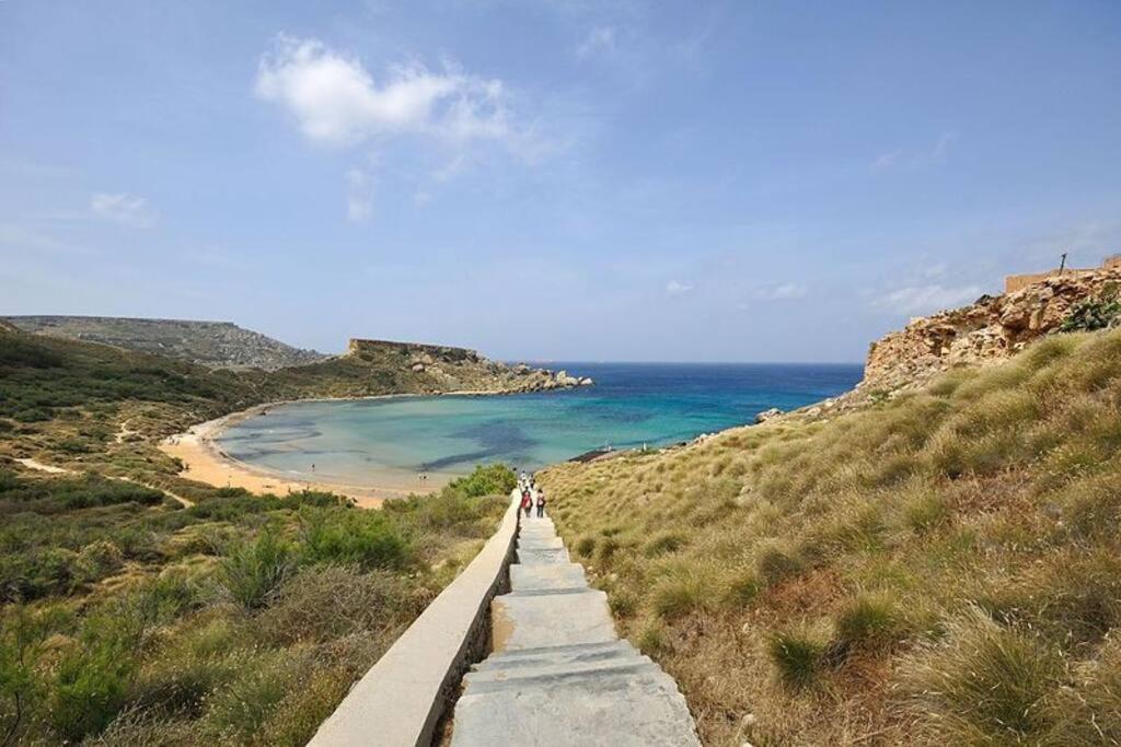 Seaside Serenity - A Lovely Apartment With Views Mellieħa Zewnętrze zdjęcie